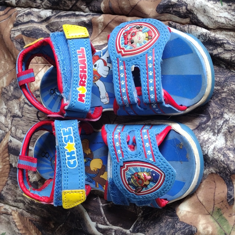 Boys light up sandals